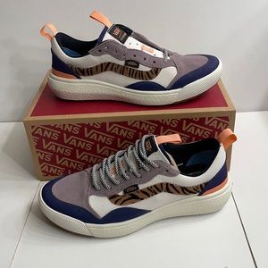 Vans Ultrarange Exo Se animals print striped ultra Cush women’s size 5